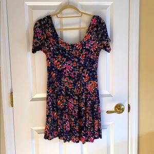 Short sleeve floral babydoll dress